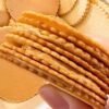 H044a0f8c2c3d4916bdb8f0ef948b9fc5Z.jpg Factory Price Wholesale Crispy Snack Cookies Peanut Butter Sandwich Treats Chocolate Flavor Bag for Resale