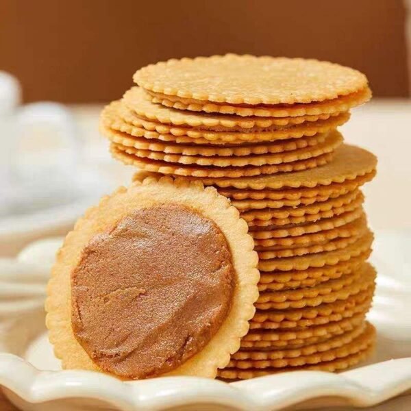 Hb10adf6f6b6249b9bf782c2c0e8f50efo.jpg Factory Price Wholesale Crispy Snack Cookies Peanut Butter Sandwich Treats Chocolate Flavor Bag for Resale