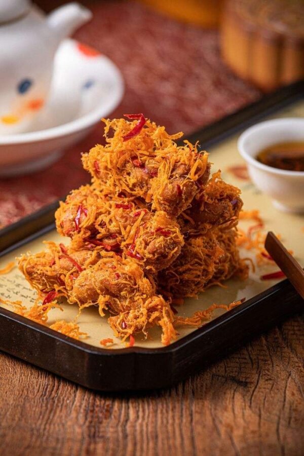 Hd7dbc5ef10f440e188b1c067f8ac4a06p.jpg Dried Chicken Floss Twisted Dough with Seaweed & Spicy Flavour Tinned Afternoon Tea Snacks
