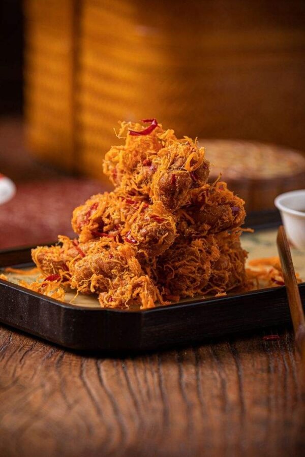 Hfe547f98ce5345b49254928e80d74199V.jpg Dried Chicken Floss Twisted Dough with Seaweed & Spicy Flavour Tinned Afternoon Tea Snacks