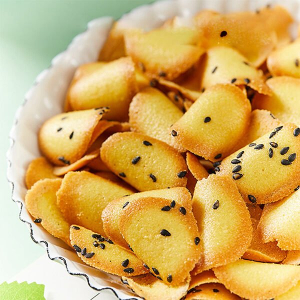 Hff9eab75611c4b6d99fd96e53247ee0b4.jpg Sweet Flavor Eggs Roll Biscuit Chinese Tradition Crispy Snacks Egg Fried Rolls 100g